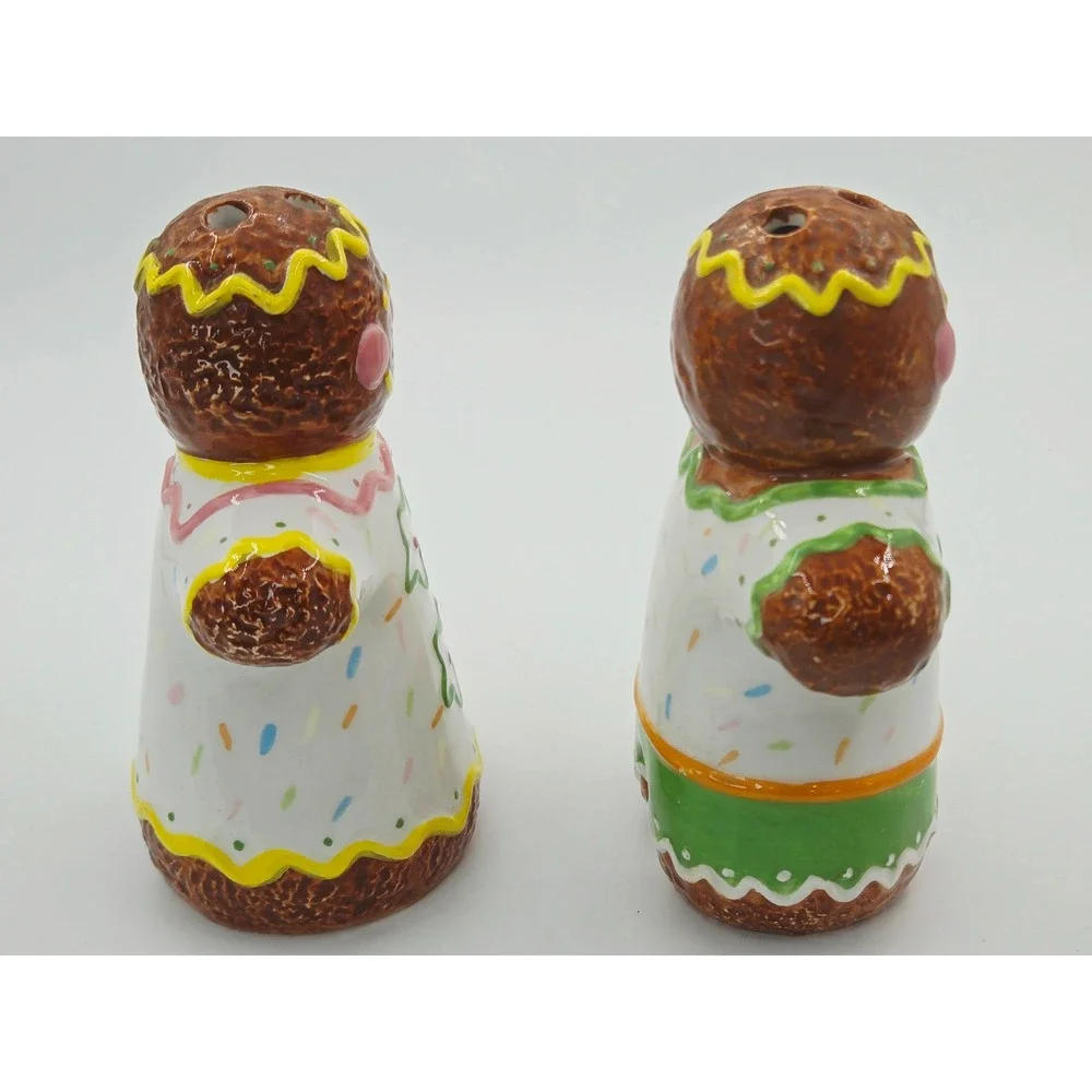 Gingerbread Man and Woman Christmas Sugar Spice‎ Shaker Set Ceramic Holiday
